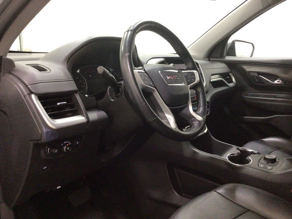 Used 2024 GMC Terrain SLT image 10