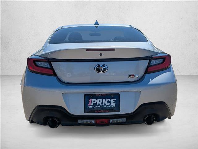 Used 2023 Toyota GR86 RWD image 7
