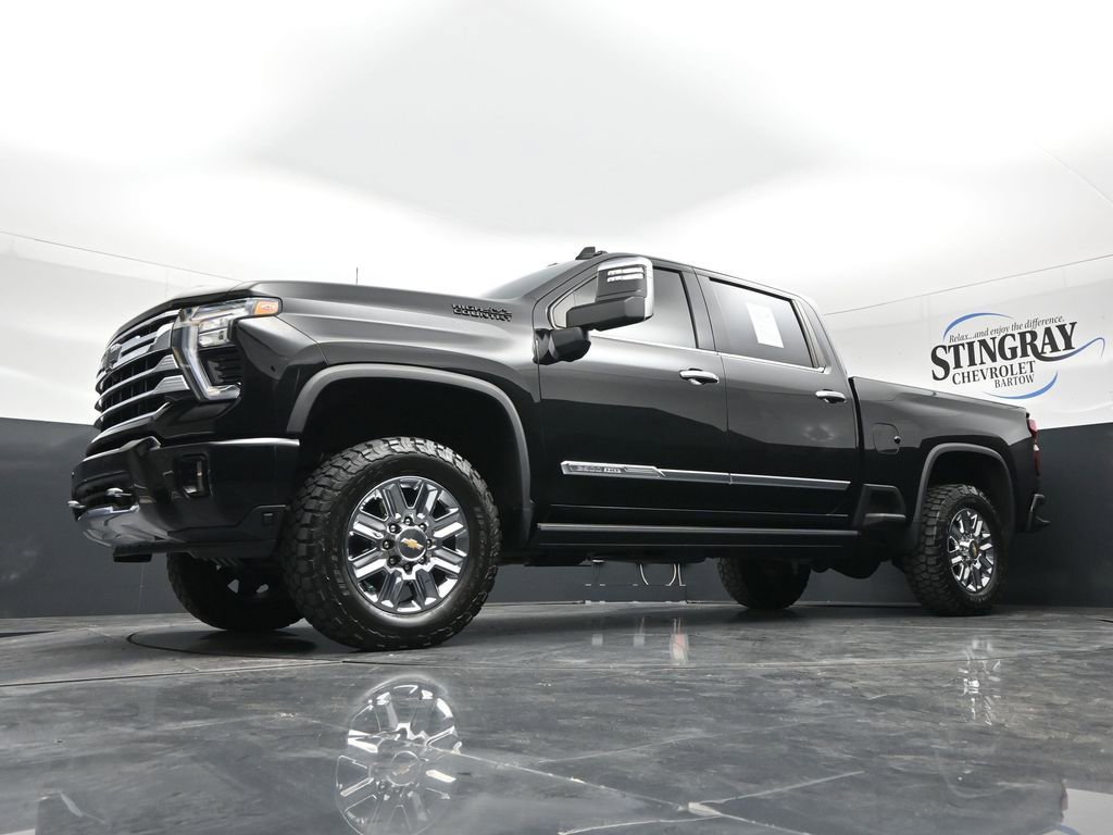 Used 2024 Chevrolet Silverado 2500 High Country w/ High Country Premium Package AWD/4WD image 19