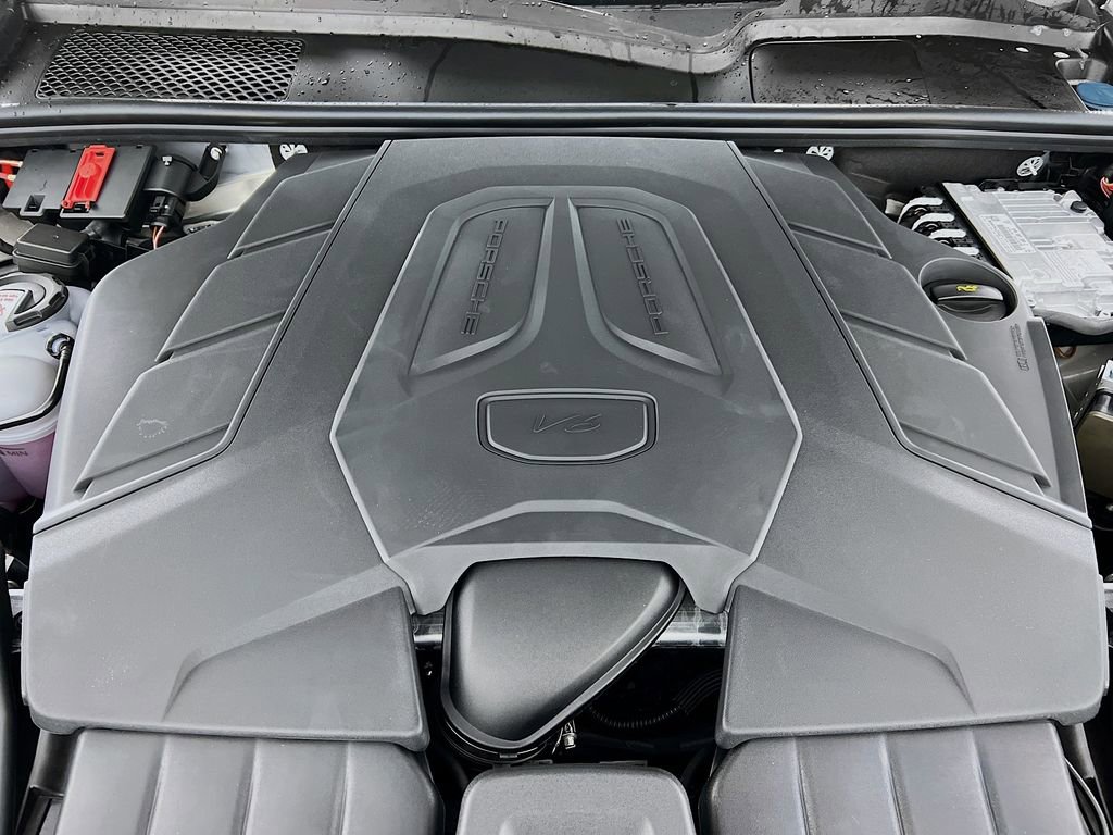 New 2026 Porsche Cayenne image 32