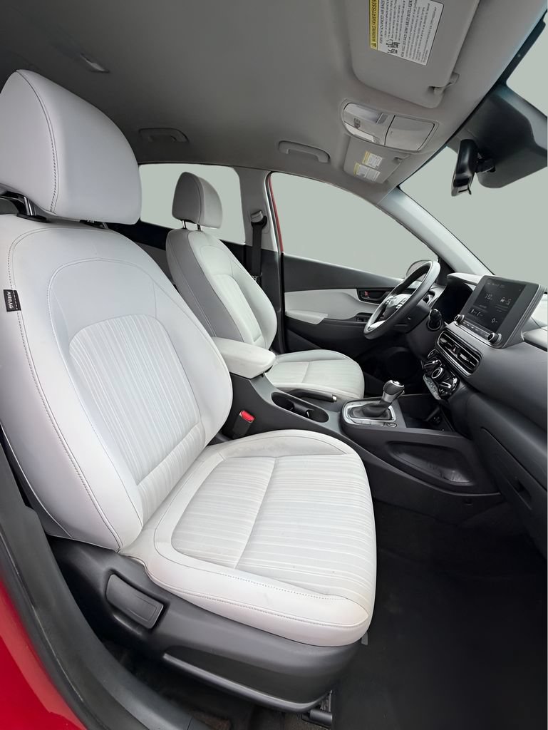 Used 2022 Hyundai Kona SEL AWD/4WD image 15