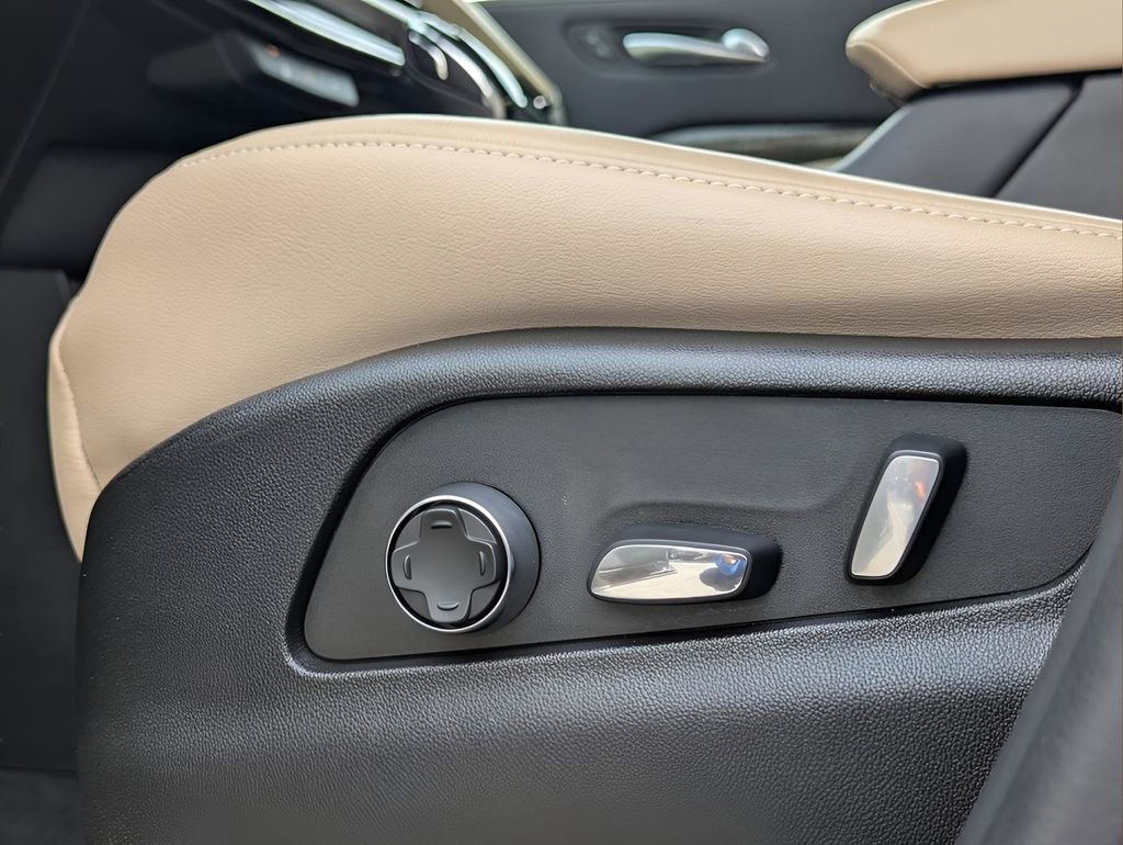 Certified 2024 Cadillac XT4 Premium Luxury image 19