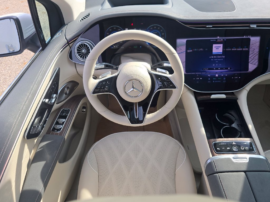 New 2027 Mercedes-Benz EQS 400 4MATIC SUV image 26