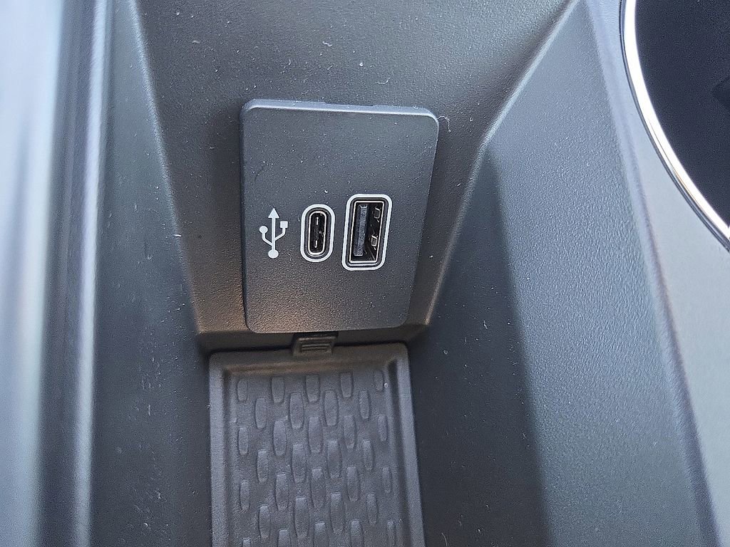 New 2026 Lincoln Nautilus Premier AWD/4WD image 17
