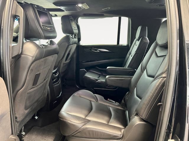 Used 2016 Cadillac Escalade ESV Platinum AWD/4WD image 11