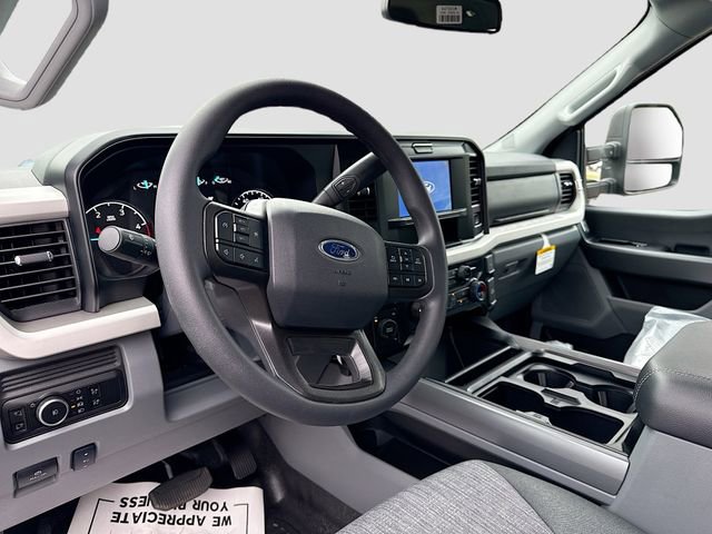 New 2026 Ford F450 XLT w/ XLT Value Package image 7
