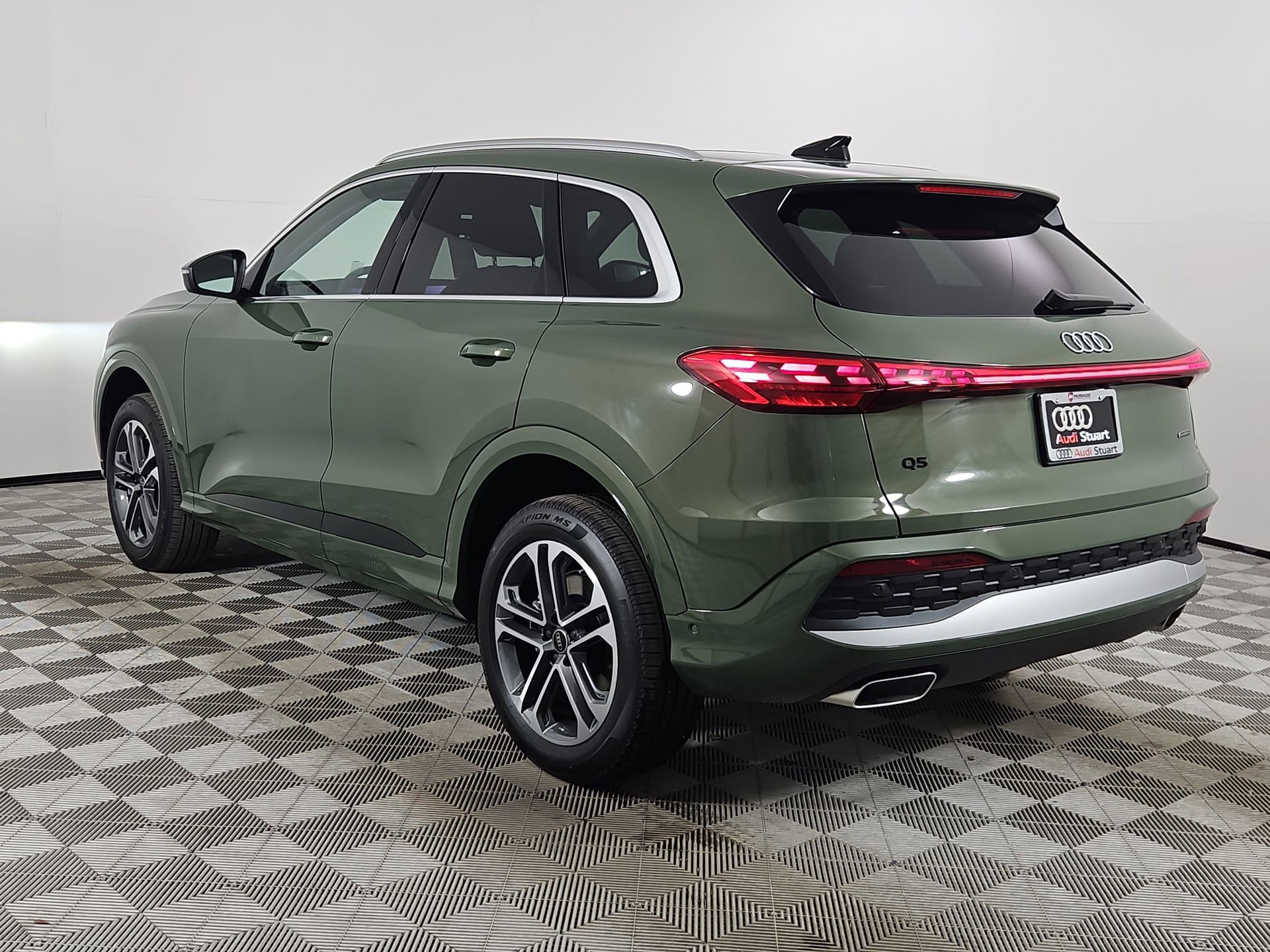 New 2026 Audi Q5 Premium image 5