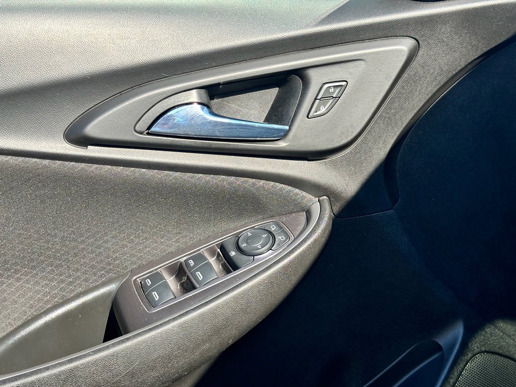 Used 2023 Chevrolet Malibu LT FWD image 8