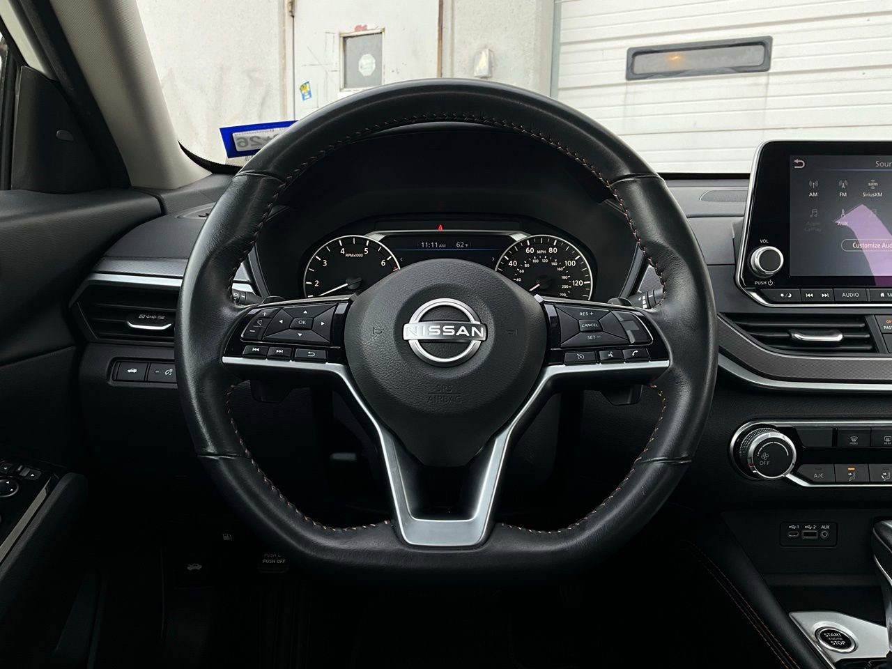 Used 2025 Nissan Altima 2.5 SR image 31