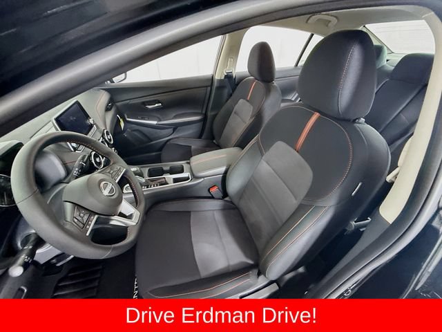 Used 2025 Nissan Sentra SR w/ Midnight Edition FWD image 5