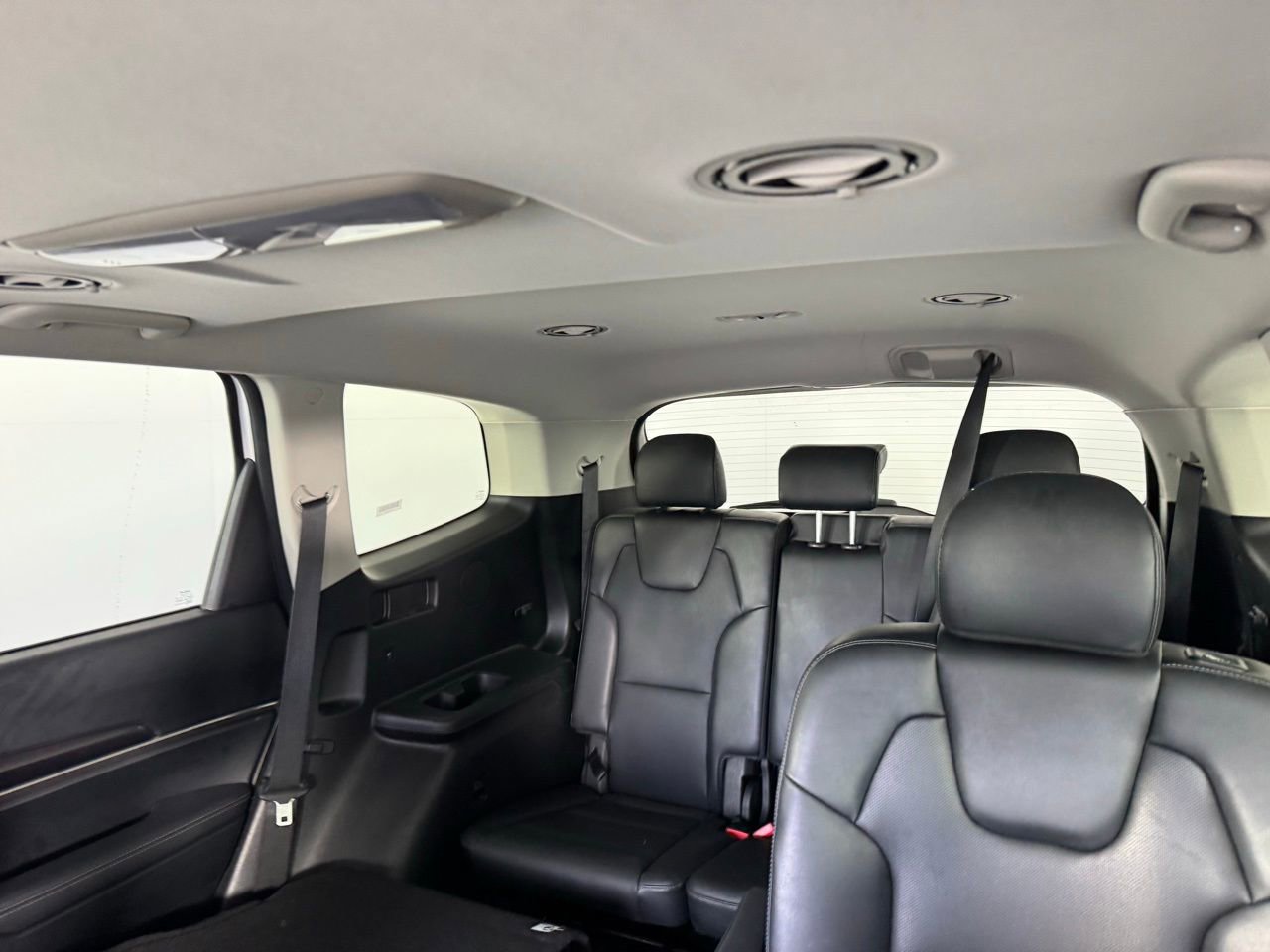 Used 2025 Kia Telluride S image 4