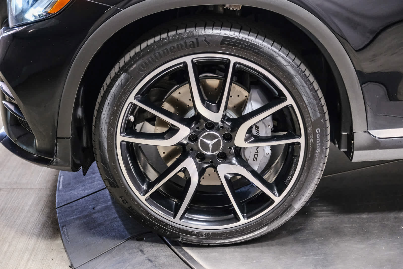 Certified 2019 Mercedes-Benz GLC 43 AMG 4MATIC image 10