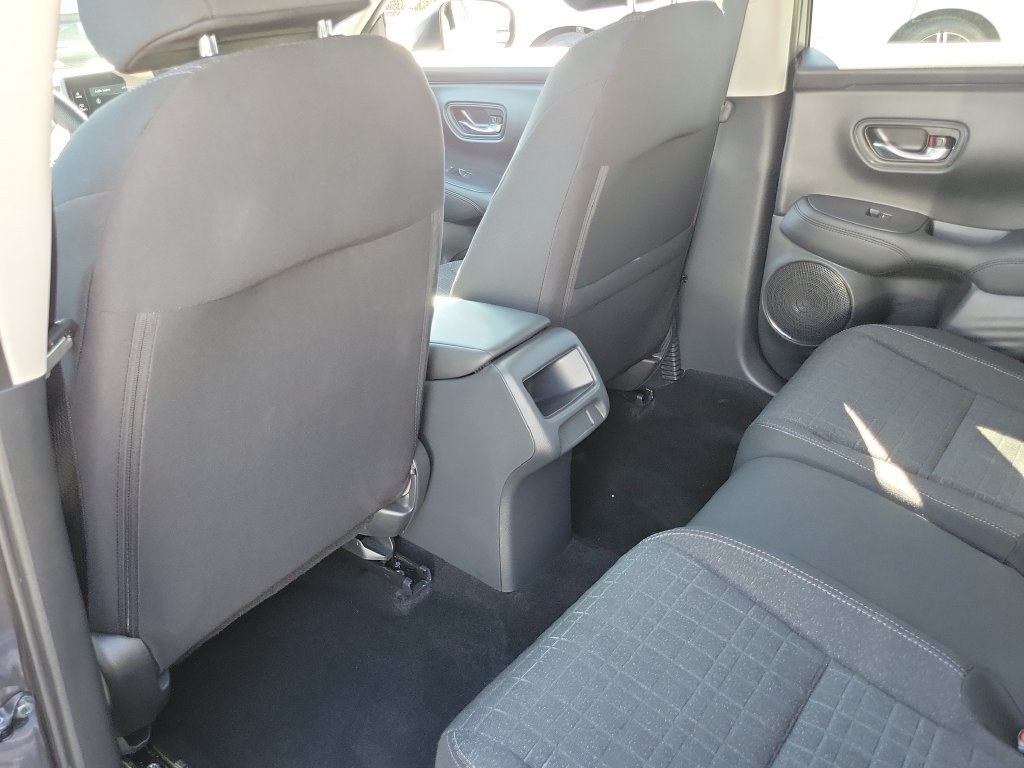 Used 2027 Honda HR-V LX image 14