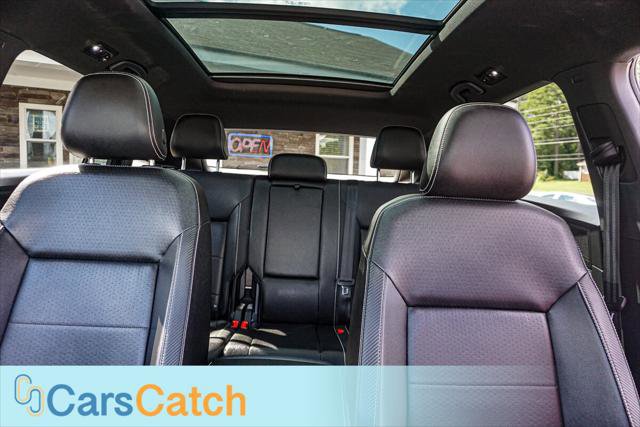 Used 2022 Volkswagen Atlas Cross Sport SE w/ Panoramic Sunroof Package image 20