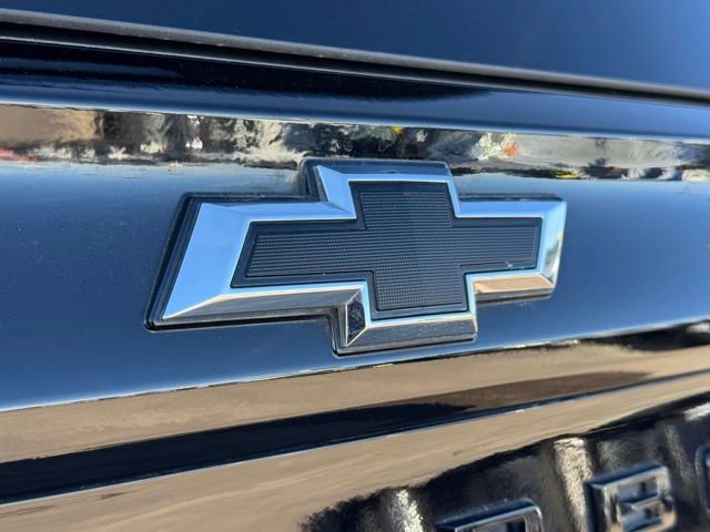 Used 2025 Chevrolet Suburban RST w/ RST Capability Package image 21