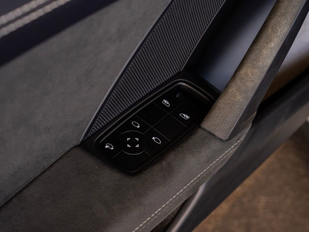 Certified 2024 Porsche 911 Carrera GTS image 30