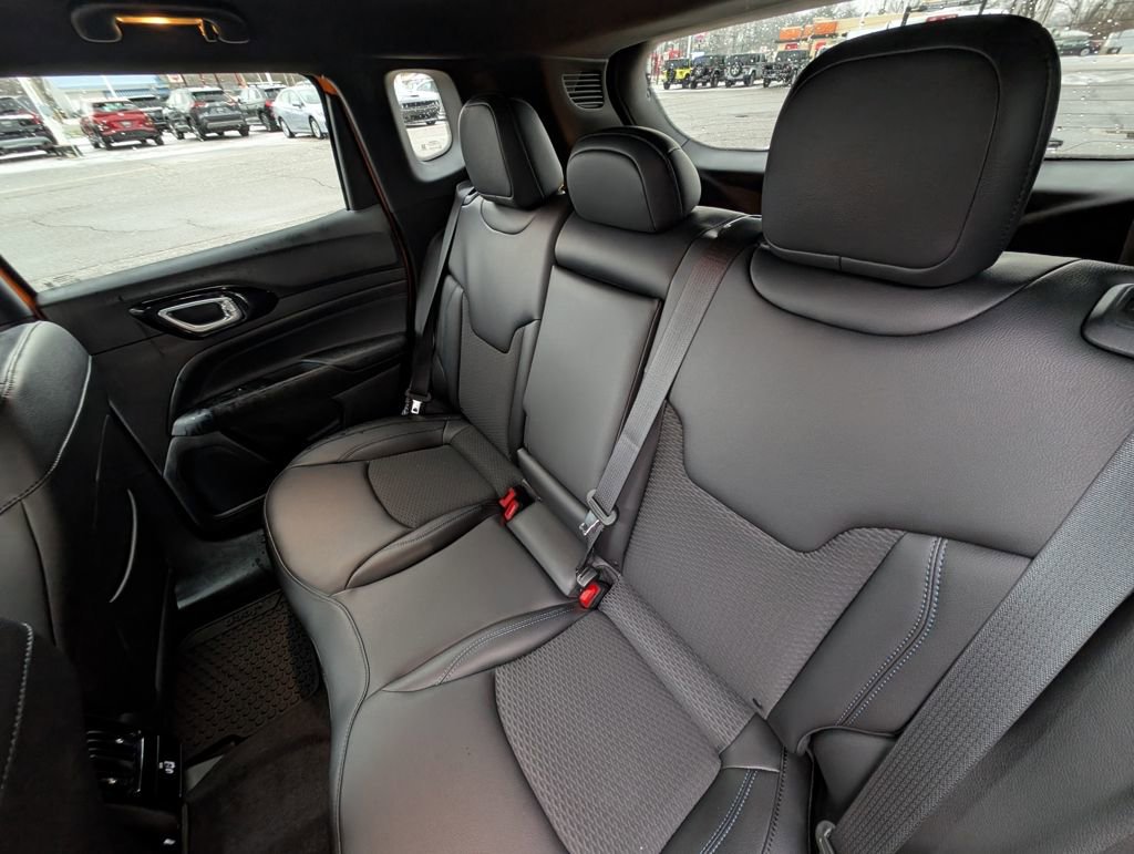 New 2026 Jeep Compass Latitude image 17