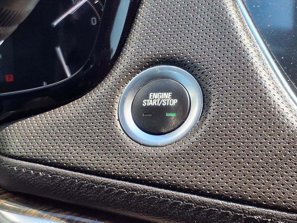 Used 2019 Cadillac XT5 FWD image 13