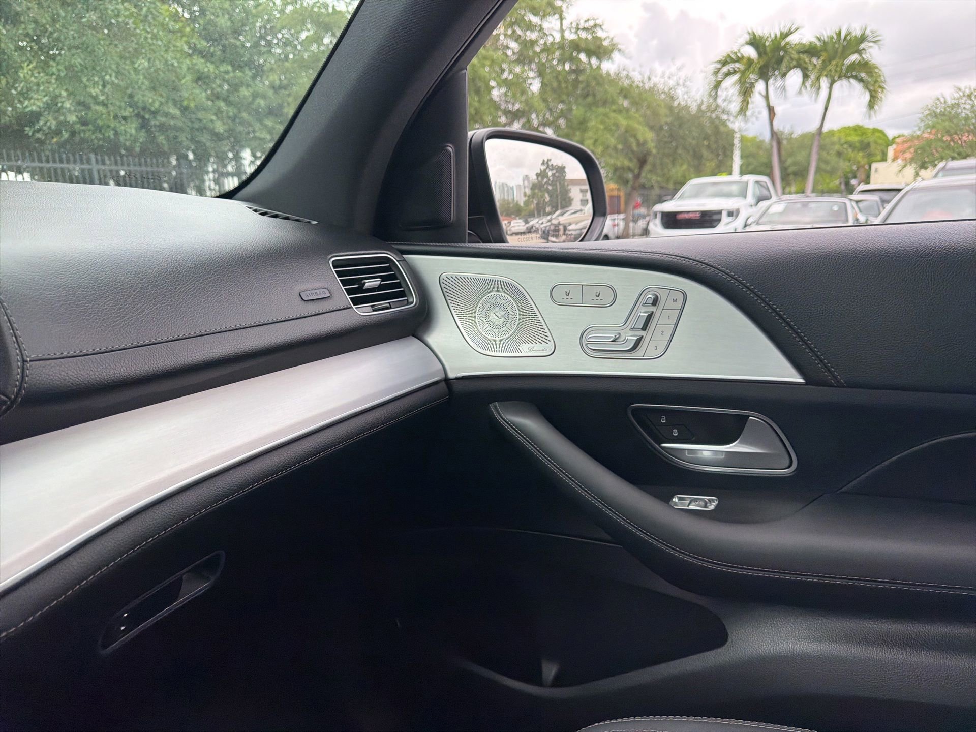 Used 2025 Mercedes-Benz GLE 53 AMG 4MATIC image 38