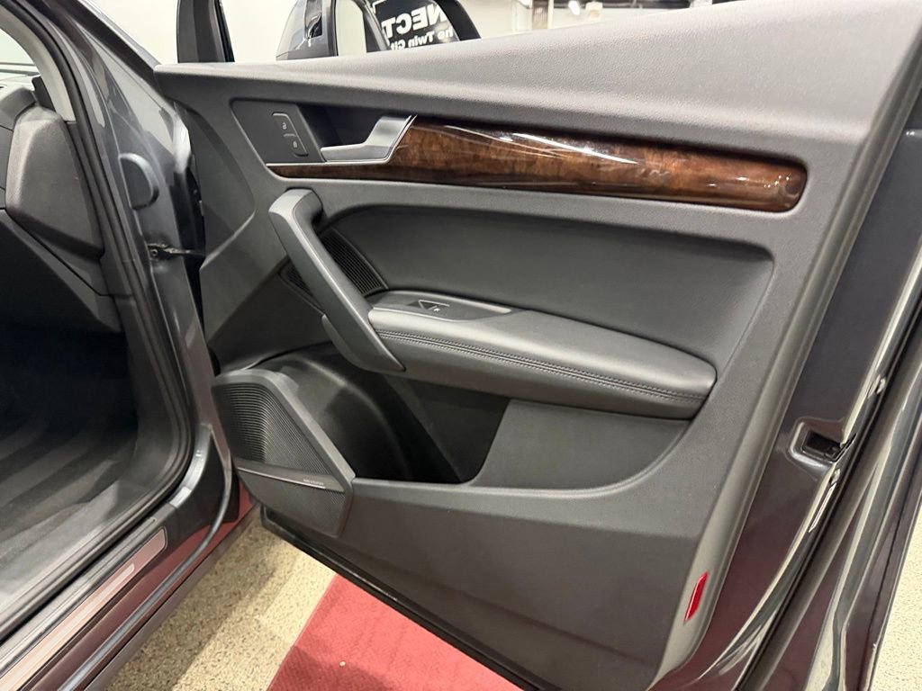 Used 2019 Audi Q5 3.0T Premium Plus w/ Premium Plus Package AWD/4WD image 35
