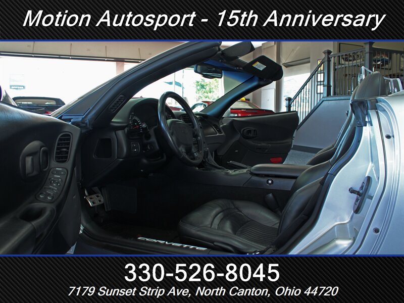 Used 2002 Chevrolet Corvette Convertible w/ Preferred Equipment Group2 RWD image 15