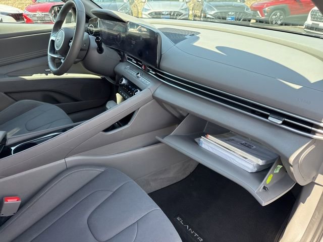 Certified 2023 Hyundai Elantra SEL w/ Convenience Package image 23