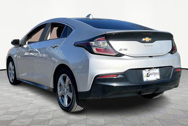 Used 2017 Chevrolet Volt LT w/ Comfort Package image 4