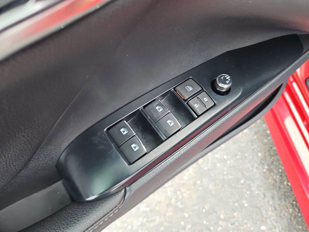Used 2019 Toyota Camry XSE image 28