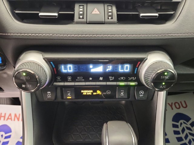 Used 2022 Toyota RAV4 XLE Premium AWD/4WD image 20
