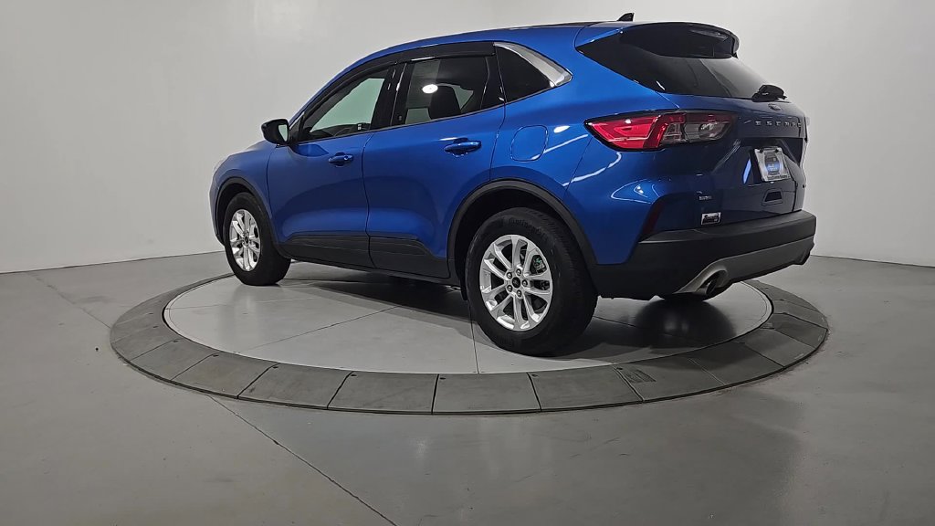 Used 2020 Ford Escape SE AWD/4WD image 3