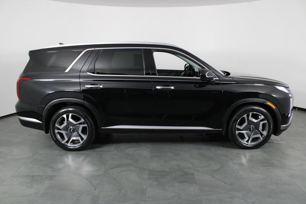 Certified 2025 Hyundai Palisade SEL FWD image 12