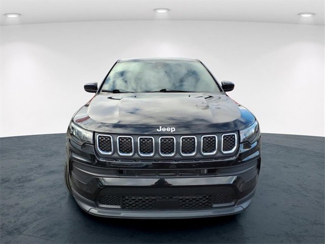 Used 2023 Jeep Compass Sport image 46