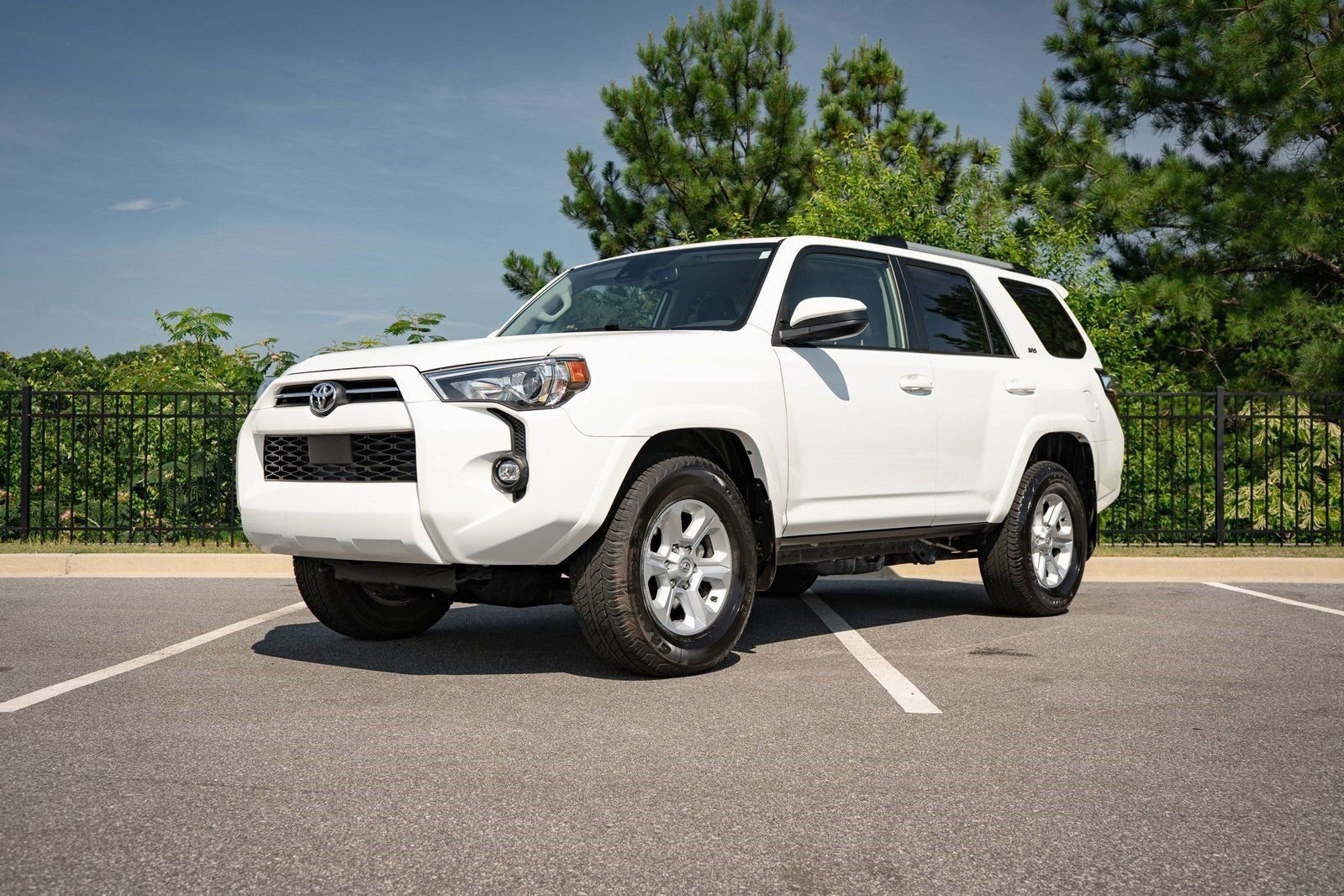 Used 2024 Toyota 4Runner SR5 image 3