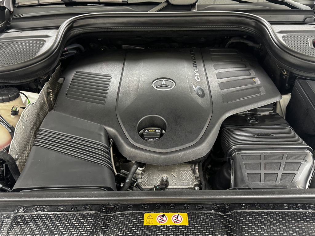 Used 2022 Mercedes-Benz GLS 450 4MATIC image 41