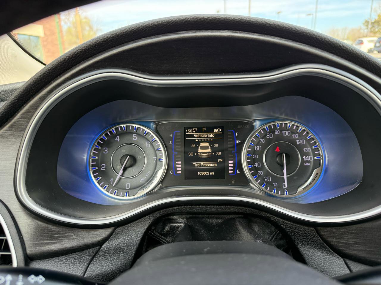 Used 2016 Chrysler 200 Limited w/ Convenience Group image 12