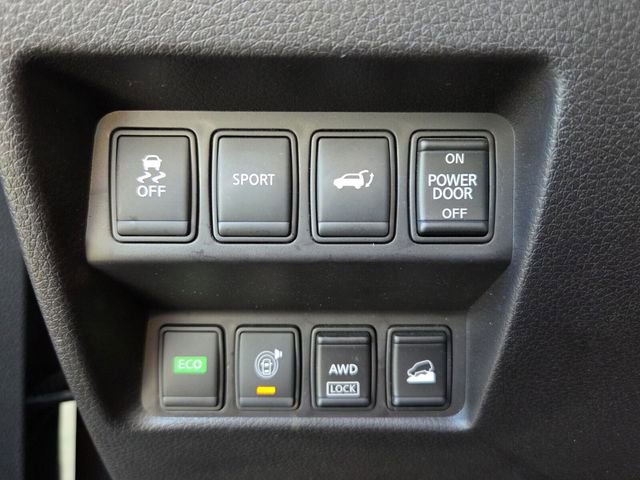 Used 2016 Nissan Rogue SL w/ SL Premium Package image 25