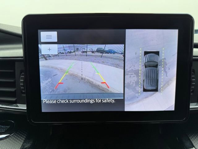 Used 2023 Ford Explorer ST-Line w/ Class IV Trailer Tow Package image 12