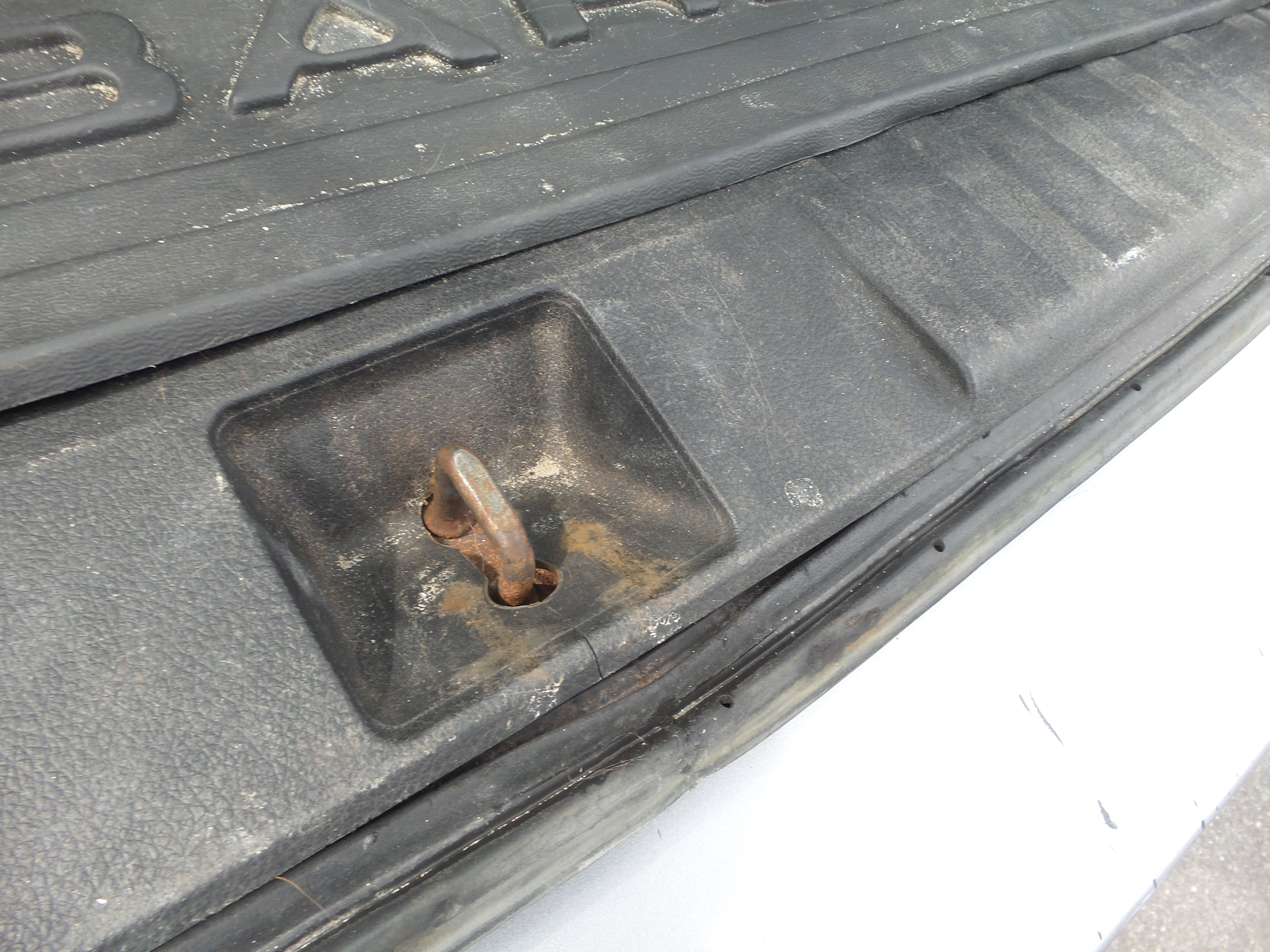 Used 2010 Subaru Outback 2.5i image 40