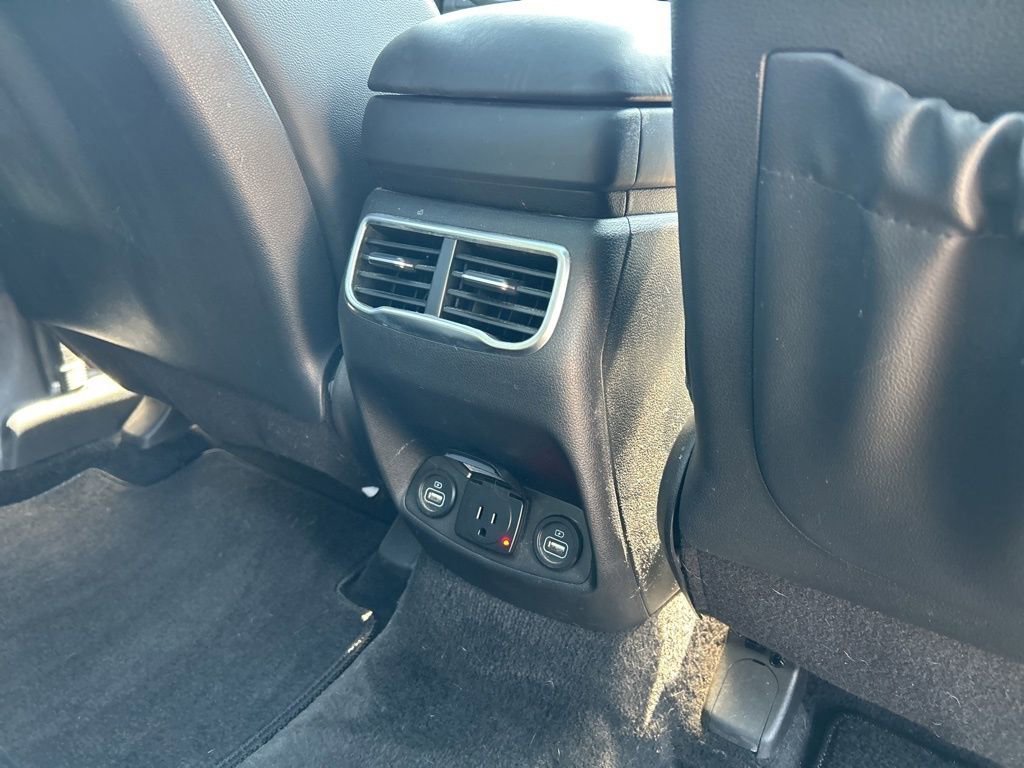 Used 2022 Hyundai Santa Fe Limited image 53