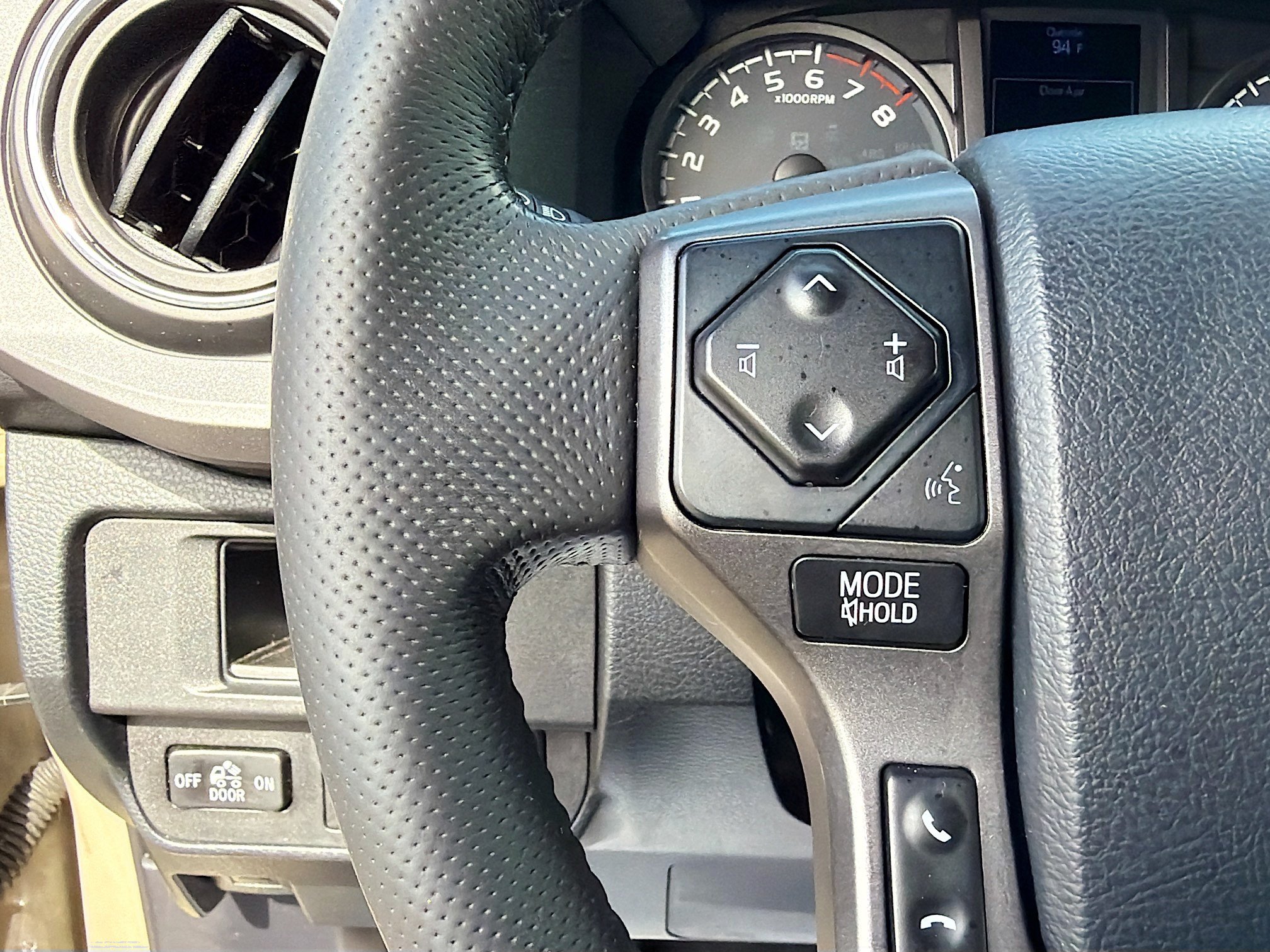 Used 2019 Toyota Tacoma TRD Sport RWD image 33