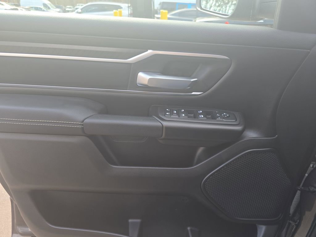New 2026 RAM 1500 4x4 Crew Cab image 24