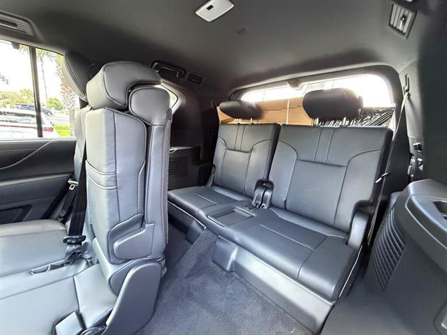New 2026 Lexus LX 700h Luxury AWD/4WD image 13