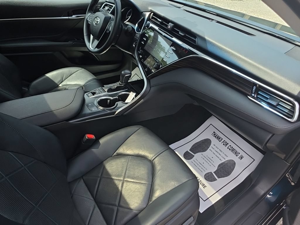 Certified 2018 Toyota Camry XLE w/ Audio Package FWD image 19