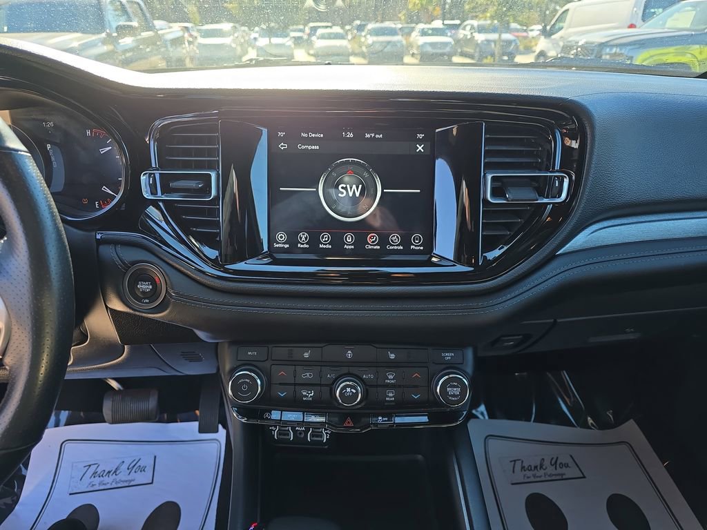 Used 2023 Dodge Durango SXT image 24