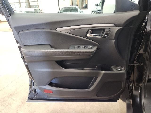 Used 2023 Honda Ridgeline RTL image 21