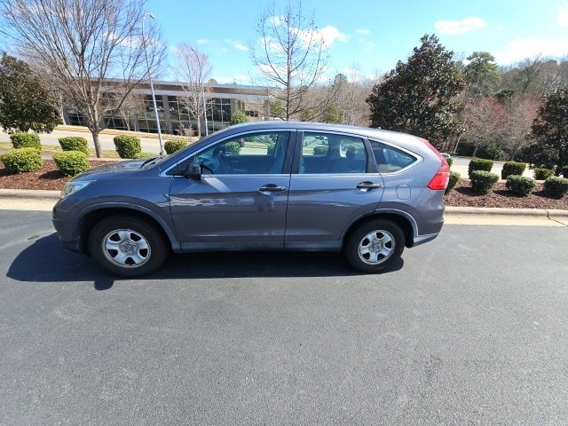 Used 2016 Honda CR-V LX image 2