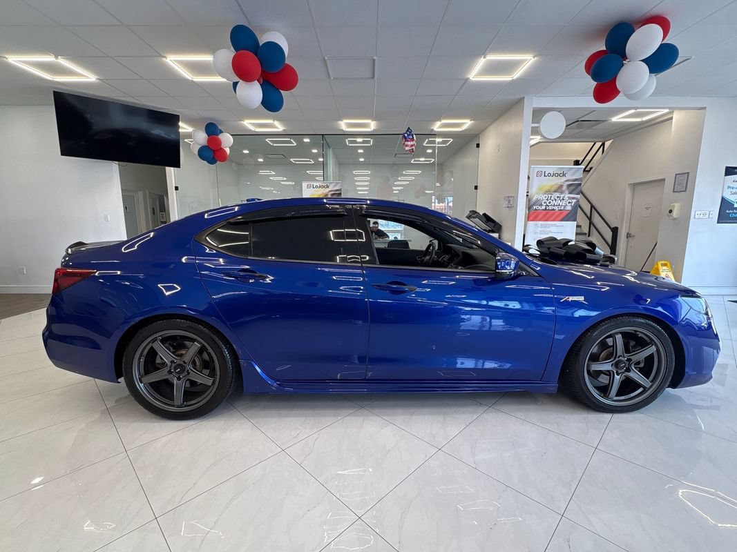 Used 2018 Acura TLX V6 w/ Technology & A-SPEC Pkg FWD image 5