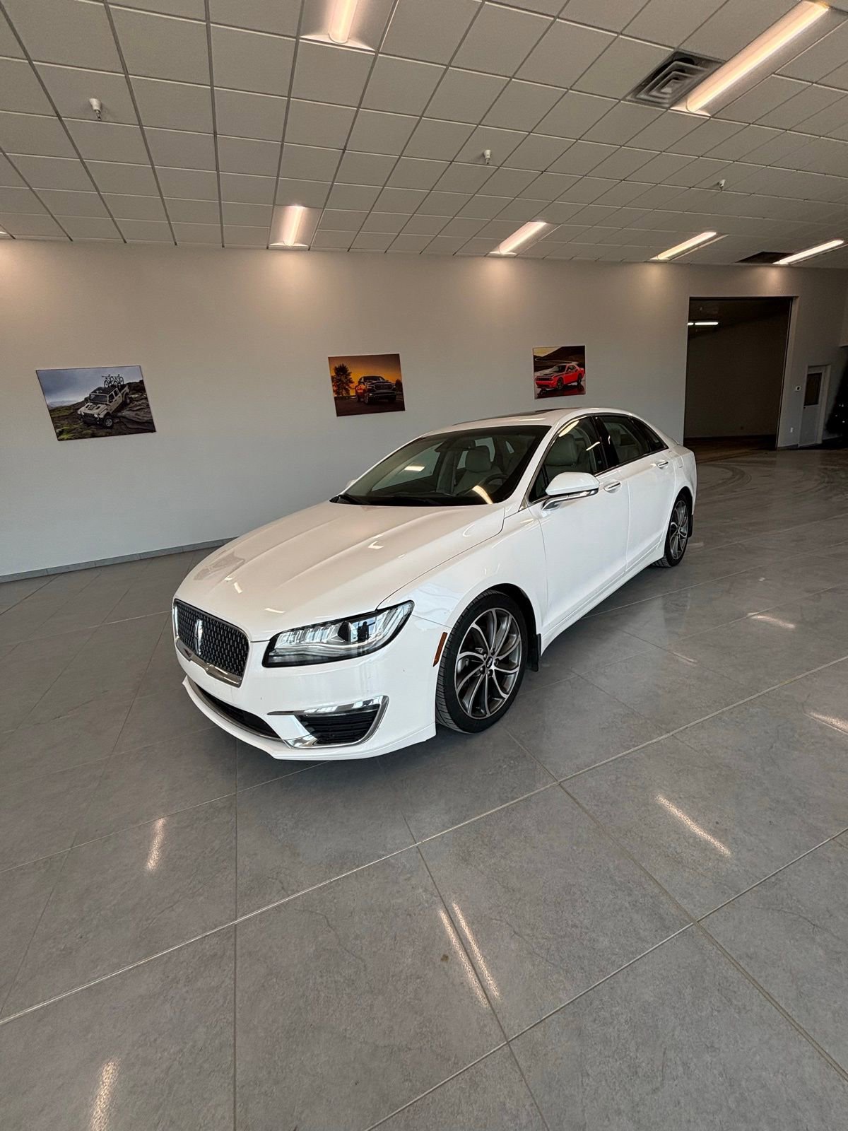 Used 2018 Lincoln MKZ Select w/ Magnetic Appearance Package