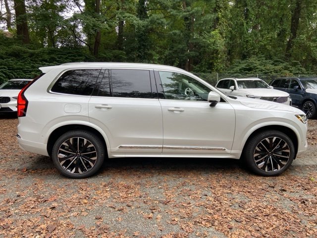 New 2026 Volvo XC90 B6 Ultra image 8