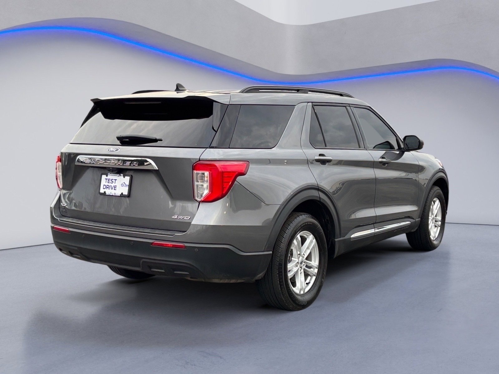Used 2022 Ford Explorer XLT image 9